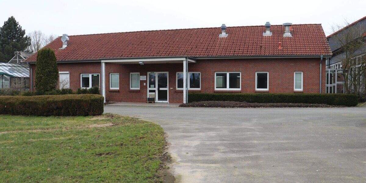 Gewerbeobjekt Christinenthal - 3 Zimmer, 320 m&sup2;, 7.665&euro; | Angebot:23636606