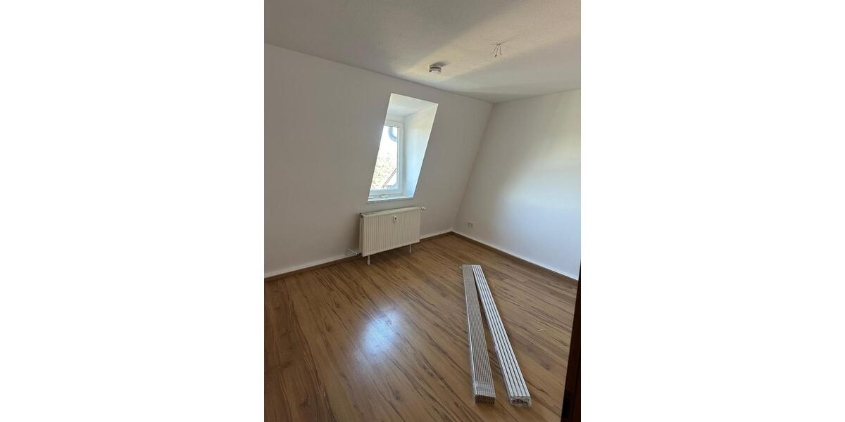 Dachgeschoßwohnung Luckenwalde - 3 Zimmer, 67 m&sup2;, 560&euro; | Angebot:26365899