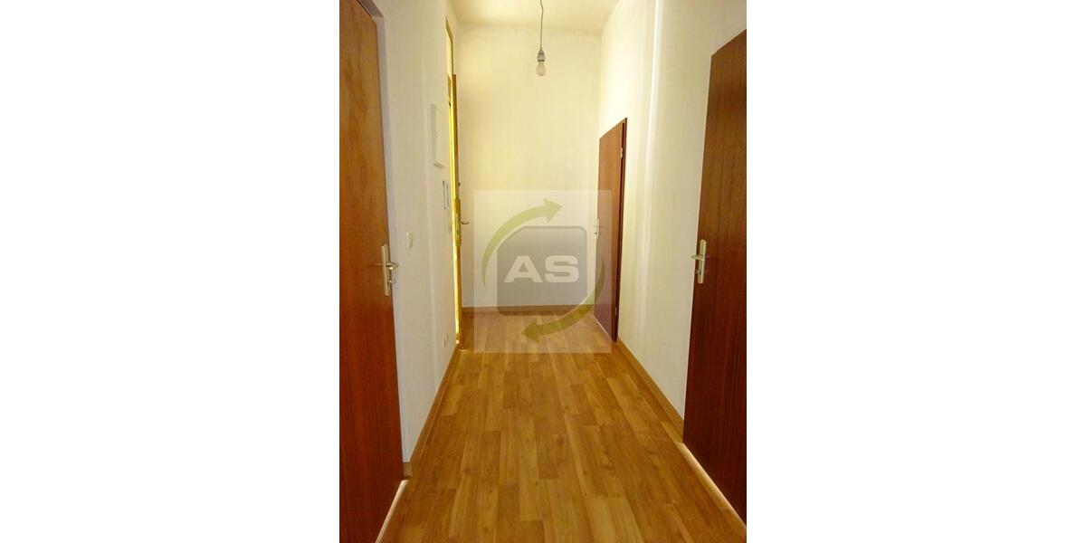 Dachgeschoßwohnung Zwickau - 2 Zimmer, 63 m&sup2;, 340&euro; | Angebot:25902812