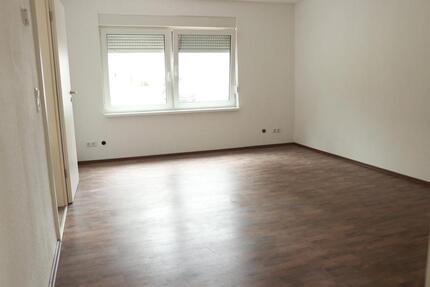 Wohnung Brake (Unterweser) - 3 Zimmer, 70 m&sup2;, 1.000&euro; | Angebot:24562226