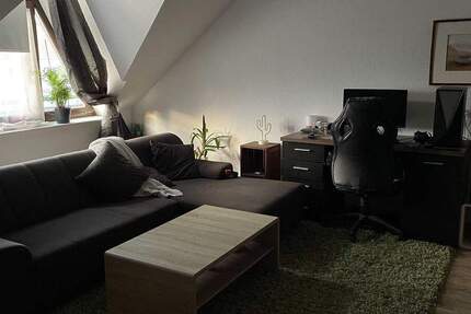 Sonniges DG in Wassernähe! 2 zimmer