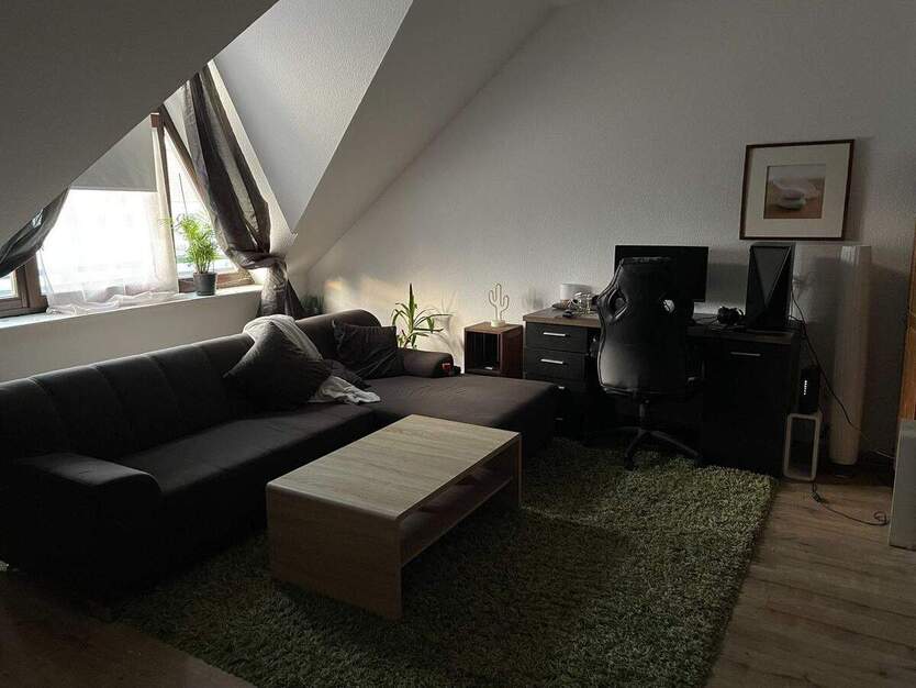 Sonniges DG in Wassernähe! 2 zimmer