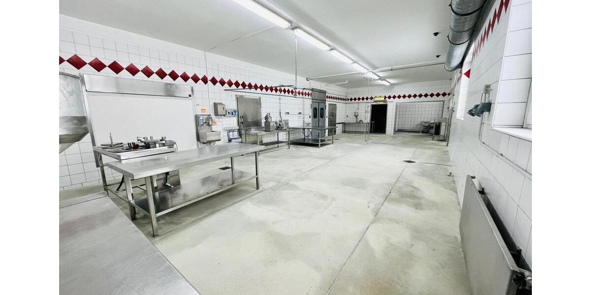 Gewerbeobjekt Manching - 3.200&euro; | Angebot:26300997