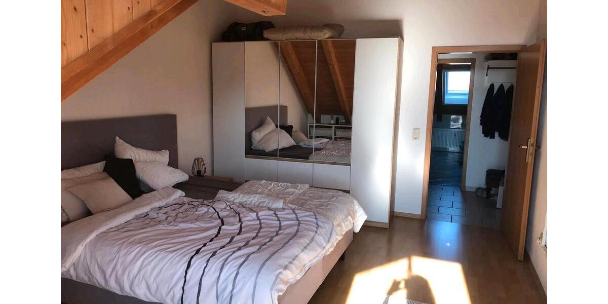Dachgeschoßwohnung Unterneukirchen - 2 Zimmer, 56 m&sup2;, 695&euro; | Angebot:26690715
