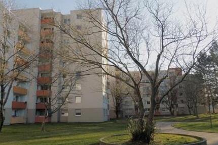 Großzügige, sanierte 3-Zimmer-Wohnung mit Balkon – ideal für junge Familien