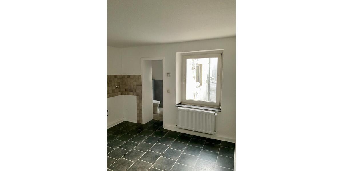 Dachgeschoßwohnung Eschweiler - 3 Zimmer, 80 m&sup2;, 760&euro; | Angebot:24865330