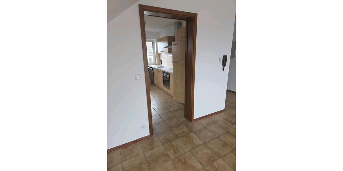 Dachgeschoßwohnung Alzenau - 3 Zimmer, 92 m&sup2;, 1.000&euro; | Angebot:24650691