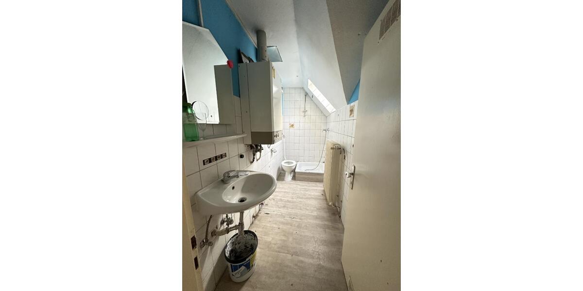 Dachgeschoßwohnung Emden Tholenswehr - 3 Zimmer, 70 m&sup2;, 540&euro; | Angebot:26023671