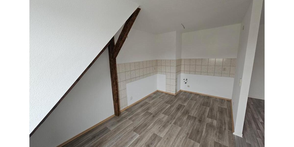 Dachgeschoßwohnung Zittau - 2 Zimmer, 55 m&sup2;, 275&euro; | Angebot:26556927
