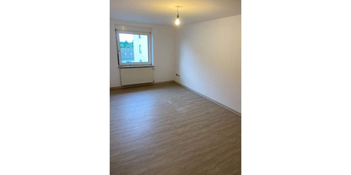 Etagenwohnung Pirmasens Innenstadt - 3 Zimmer, 59 m&sup2;, 460&euro; | Angebot:26155810