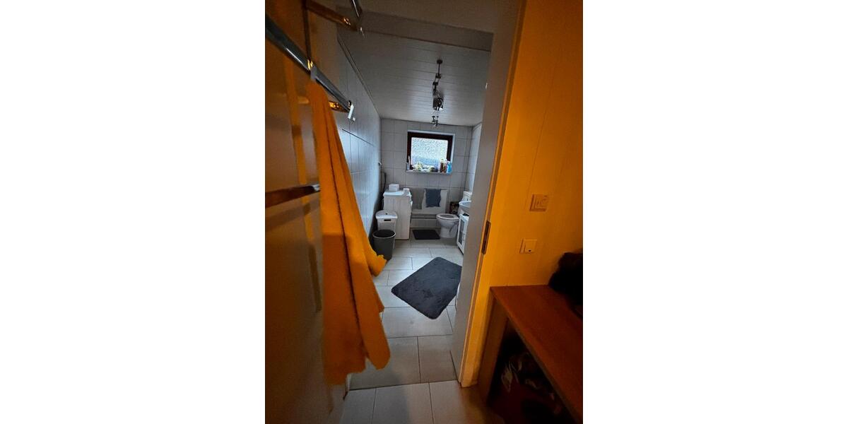 Etagenwohnung Ehringshausen - 2 Zimmer, 60 m&sup2;, 720&euro; | Angebot:24757809