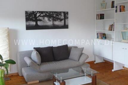 2 Zi.Whg., mit gr. Balkon, 2. Etage, möbliert. zimmer