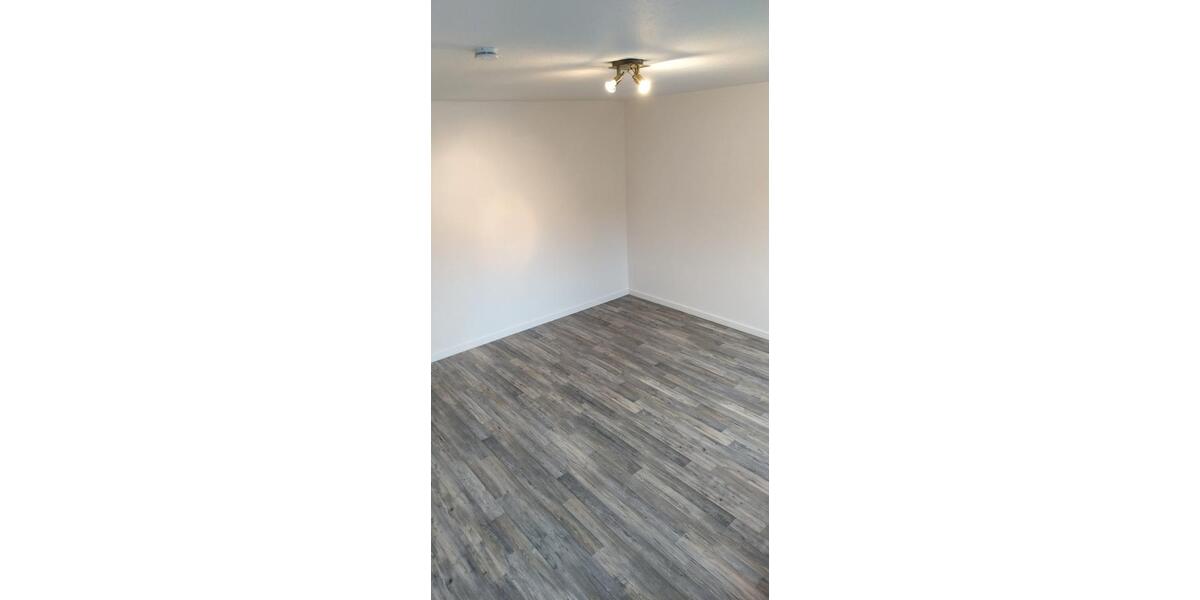 Etagenwohnung Lohne (Oldenburg) - 2 Zimmer, 63 m&sup2;, 630&euro; | Angebot:26277727