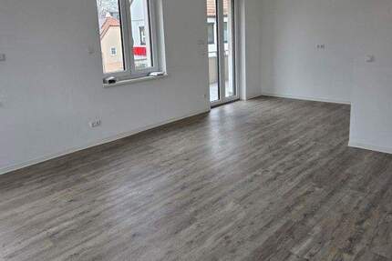Wohnung Coswig - 4 Zimmer, 119 m&sup2;, 1.433&euro; | Angebot:25749165