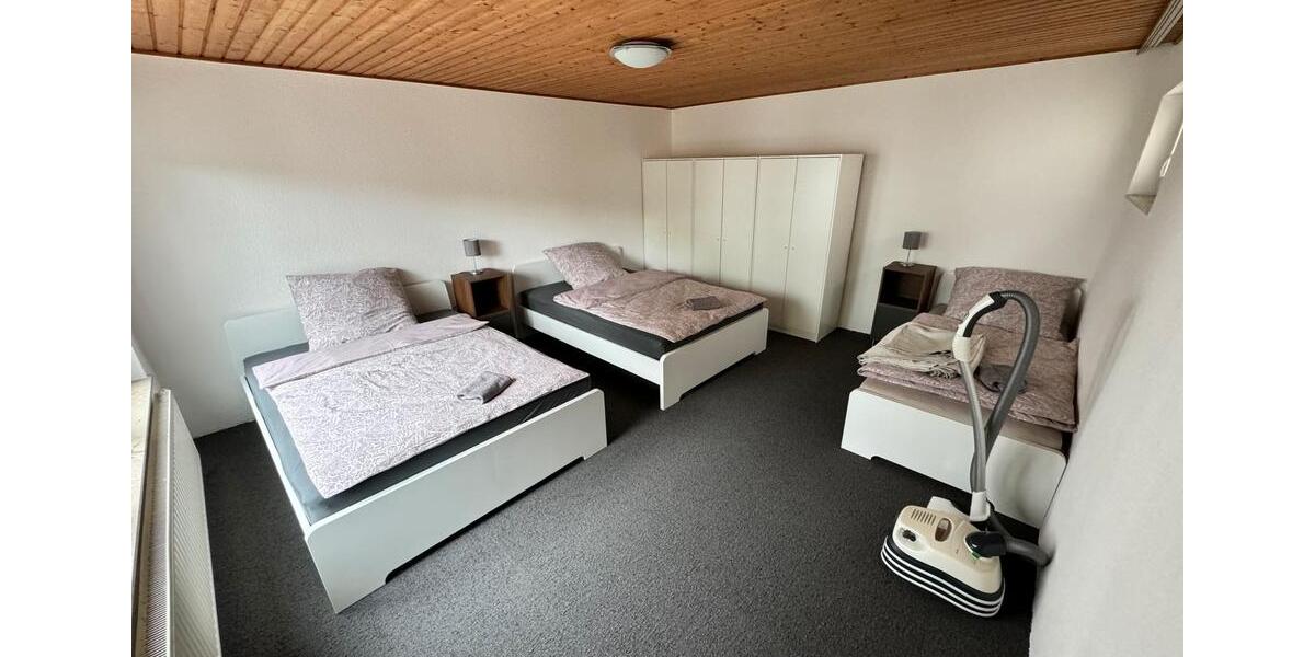 Wohnen auf Zeit Oedheim - 8 Zimmer, 150 m&sup2;, 4.900&euro; | Angebot:19806079