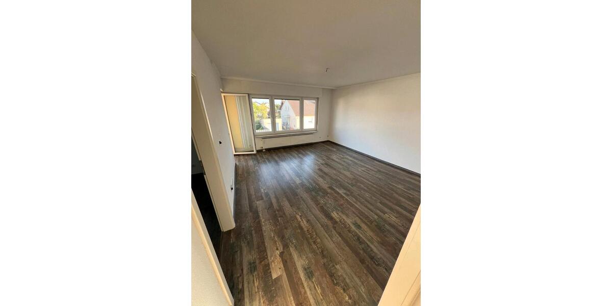 Etagenwohnung Pfaffenhofen an der Roth - 3 Zimmer, 87 m&sup2;, 1.100&euro; | Angebot:24918059