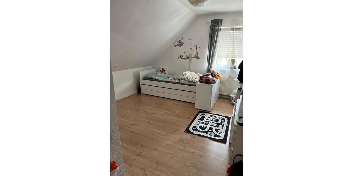 Dachgeschoßwohnung Boppard - 3 Zimmer, 90 m&sup2;, 890&euro; | Angebot:24704906