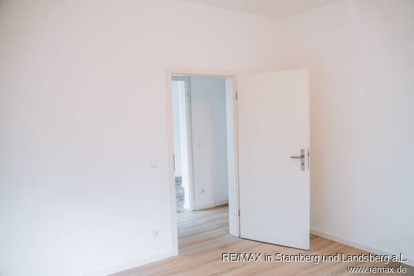 Bungalow Trier Heiligkreuz - 4 Zimmer, 170 m&sup2;, 1.920&euro; | Angebot:26142904