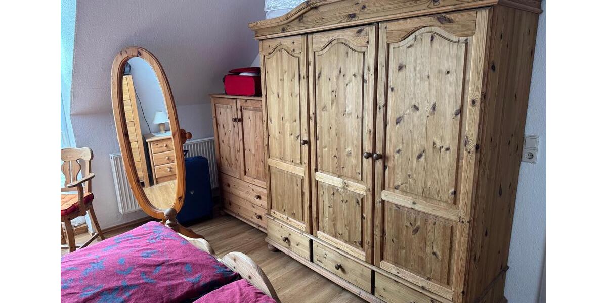 Doppelhaushälfte Sternberg - 4 Zimmer, 107 m&sup2;, 950&euro; | Angebot:25982805