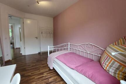 WG Zimmer-möbliert, Frauen WG 1 1 zimmer