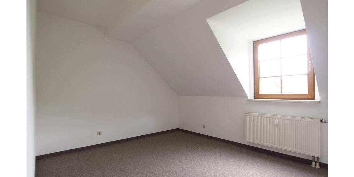 Etagenwohnung Flöha - 3 Zimmer, 61 m&sup2;, 390&euro; | Angebot:23522625