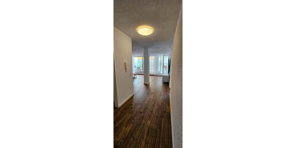 Möblierte Terassen-Wohnung 2 zimmer