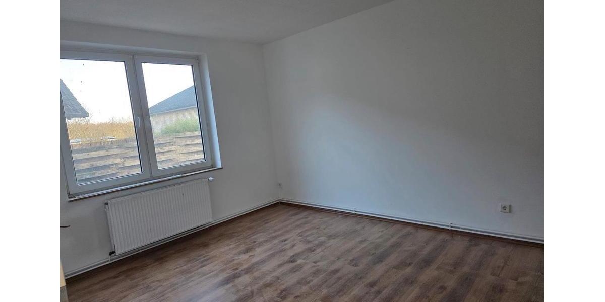 Etagenwohnung Sachsenhagen - 3 Zimmer, 76 m&sup2;, 900&euro; | Angebot:24659813