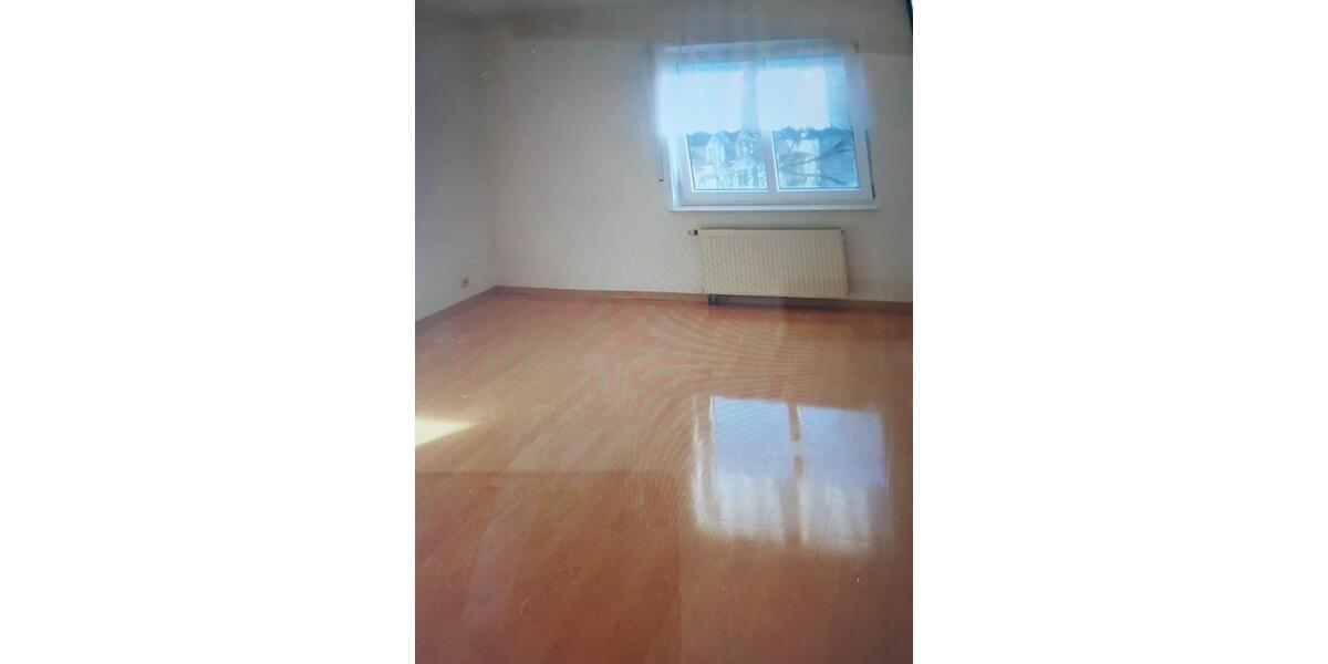 Etagenwohnung Saarlouis - 1 Zimmer, 30 m&sup2;, 390&euro; | Angebot:25931479