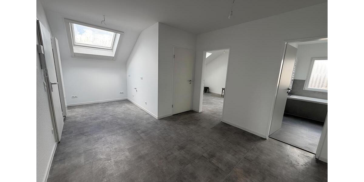 Dachgeschoßwohnung Sankt Augustin - 2 Zimmer, 102 m&sup2;, 1.310&euro; | Angebot:26072587