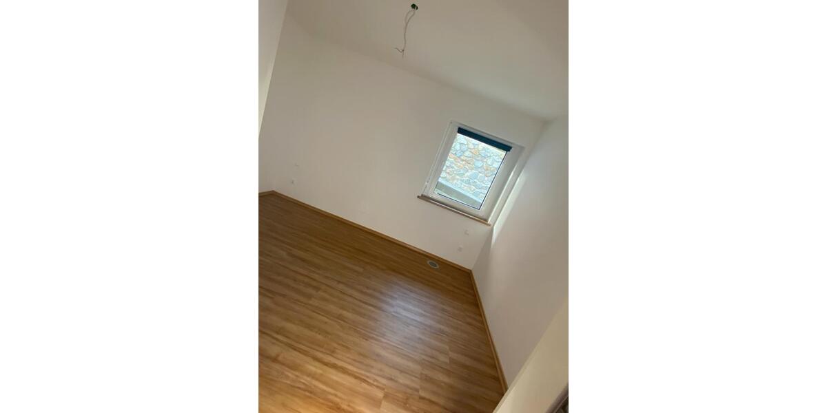 Etagenwohnung Mengkofen - 2 Zimmer, 55 m&sup2;, 850&euro; | Angebot:26378223