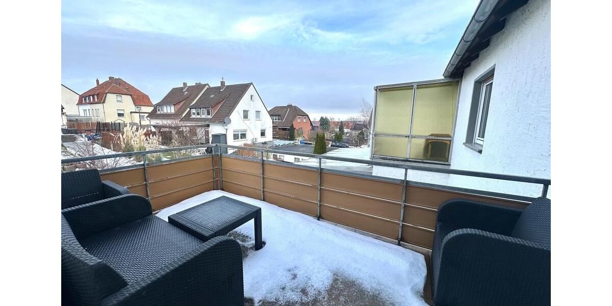 Wohnen mit Komfort: Sanierte 4-Zimmer-Wohnung in toller Lage - 