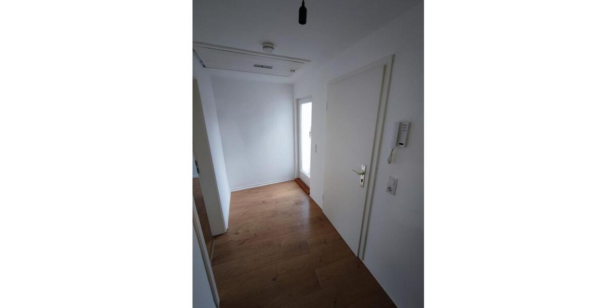 Dachgeschoßwohnung Seesen - 4 Zimmer, 105 m&sup2;, 680&euro; | Angebot:22396212