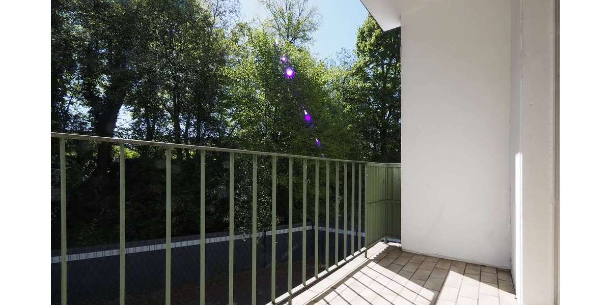 Etagenwohnung Saarbrücken West - 1 Zimmer, 38 m&sup2;, 400&euro; | Angebot:27072959