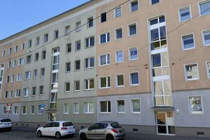 Wohnung Gera Ostviertel - 3 Zimmer, 60 m&sup2;, 379&euro; | Angebot:26750537