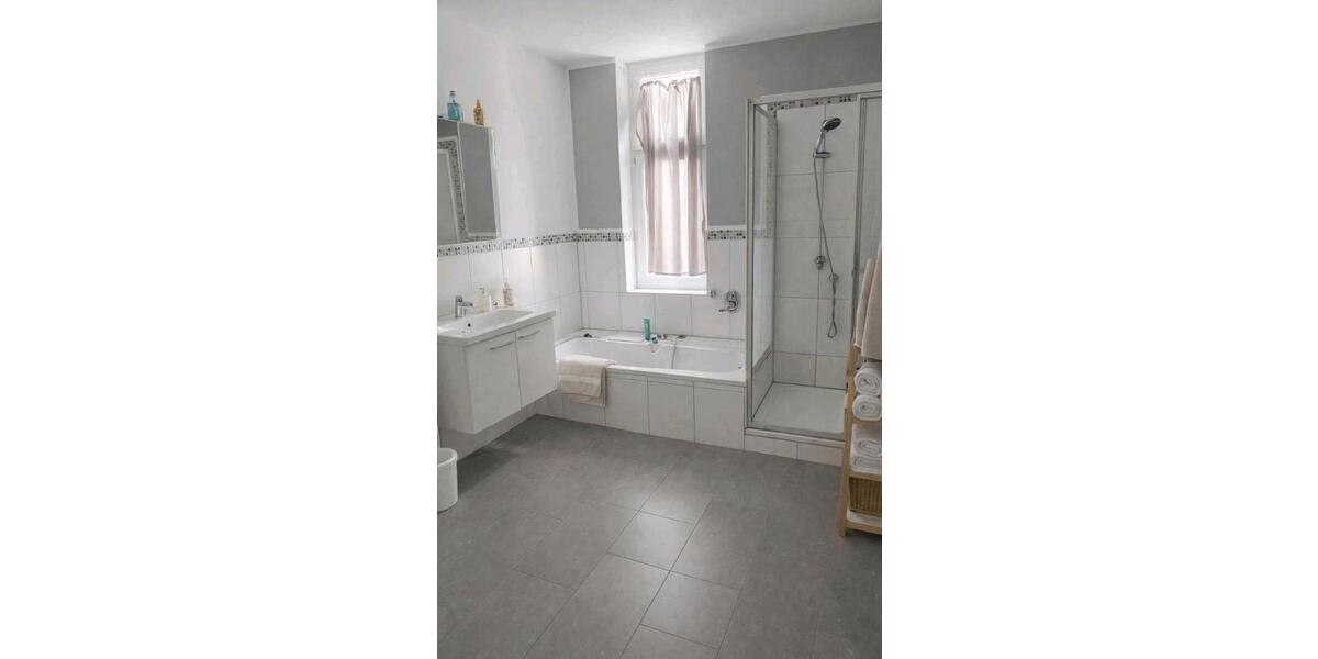 Etagenwohnung Mittweida - 3 Zimmer, 110 m&sup2;, 830&euro; | Angebot:24876995