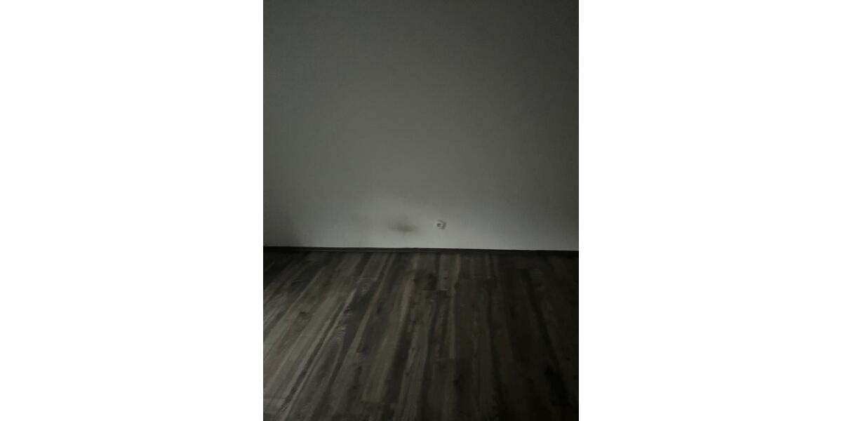 Etagenwohnung Burgbrohl - 4 Zimmer, 100 m&sup2;, 850&euro; | Angebot:25993415