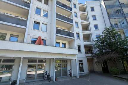 Wohnung Dresden Neustadt - 2 Zimmer, 74 m&sup2;, 600&euro; | Angebot:26847586