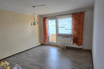 Wohnung Mülsen - 4 Zimmer, 70 m&sup2;, 400&euro; | Angebot:25098903