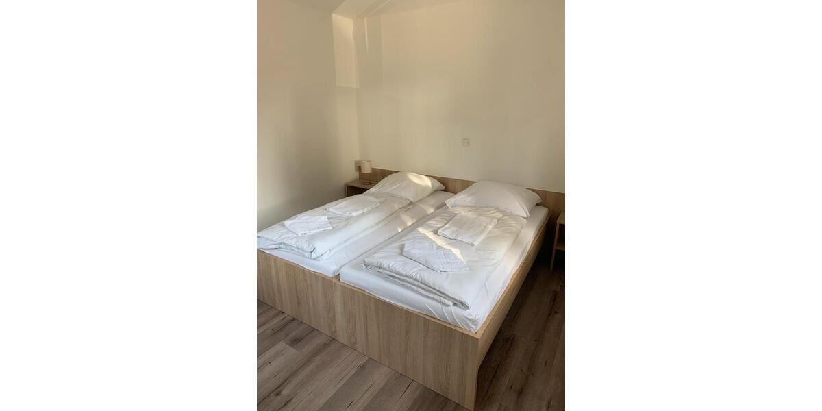 Wohnen auf Zeit Putzbrunn - 1 Zimmer, 30 m&sup2;, 30&euro; | Angebot:24684026