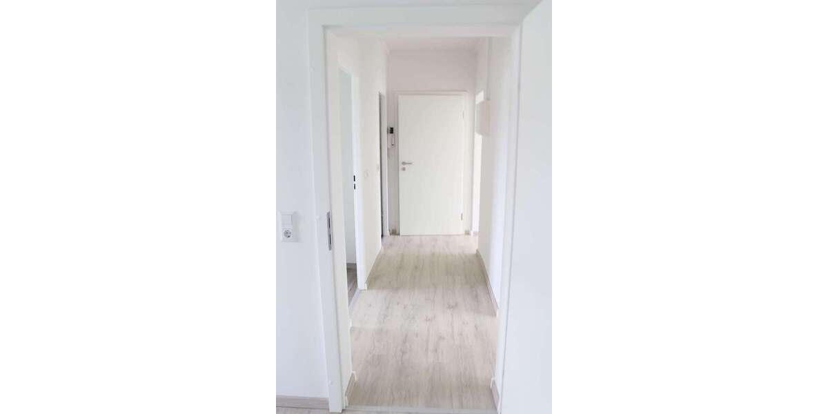 Etagenwohnung Löbau - 4 Zimmer, 69 m&sup2;, 379&euro; | Angebot:22759770
