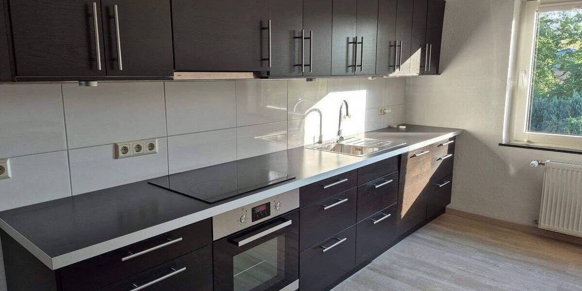 Gemütliche 4 Zimmer Wohnung mit großem Süd-Balkon in Innenstadtlage! 4 zimmer