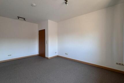 Wohnen auf Zeit Nienburg (Weser) - 1 Zimmer, 92 m&sup2;, 240&euro; | Angebot:25051874