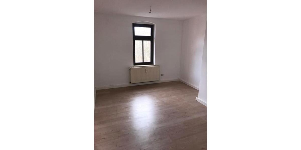 Dachgeschoßwohnung Chemnitz Bernsdorf - 3 Zimmer, 64 m&sup2;, 283&euro; | Angebot:26038020