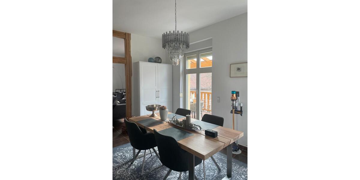 Etagenwohnung Barleben - 4 Zimmer, 121 m&sup2;, 1.300&euro; | Angebot:25832964