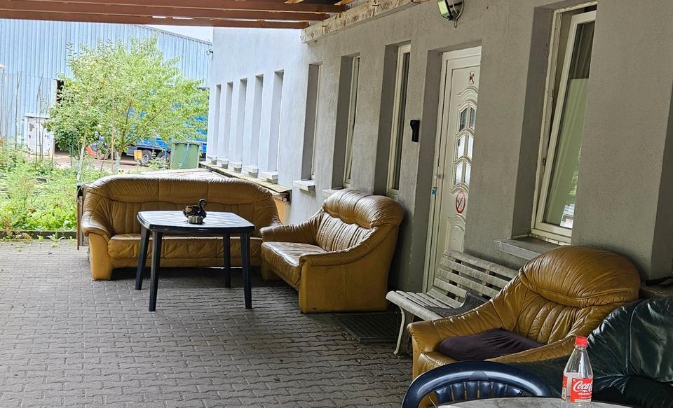 Wohnen auf Zeit Georgenthal - 9 Zimmer, 340 m&sup2;, 15&euro; | Angebot:26321447