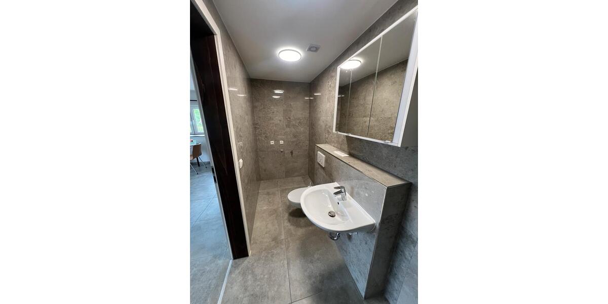 Etagenwohnung Essenbach - 1.5 Zimmer, 4 m&sup2;, 820&euro; | Angebot:26277329