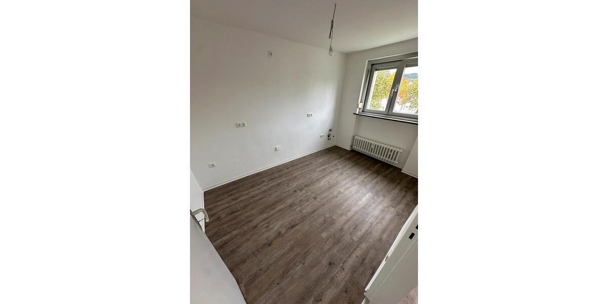 Erdgeschoßwohnung Kaufbeuren - 5 Zimmer, 108 m&sup2;, 1.055&euro; | Angebot:24621620