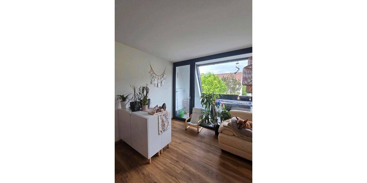 Etagenwohnung Straubing - 2 Zimmer, 76 m&sup2;, 1.080&euro; | Angebot:26591669
