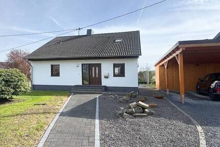 Haus Windhagen Schweifeld - 3 Zimmer, 131 m&sup2;, 1.080&euro; | Angebot:26261809