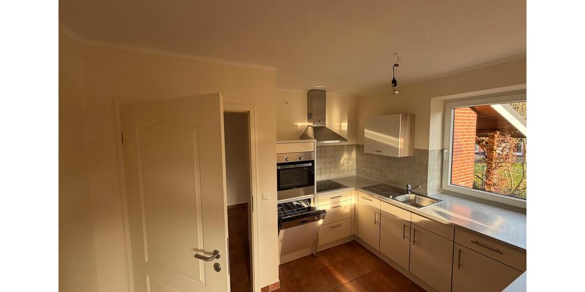 Erdgeschoßwohnung Todesfelde - 3 Zimmer, 92 m&sup2;, 990&euro; | Angebot:25908276